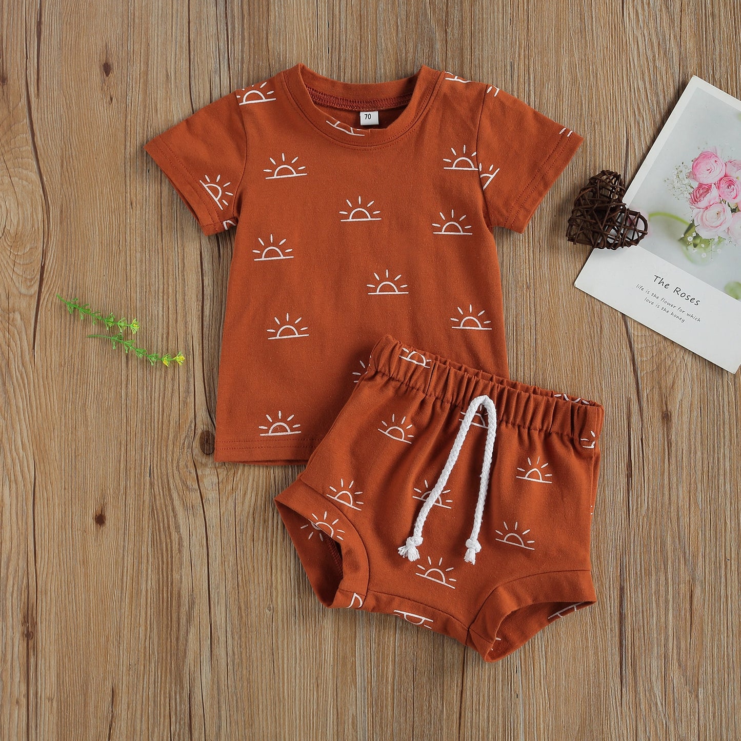 2 Pcs - Short Sleeve Sun Print Top + Shorts Set